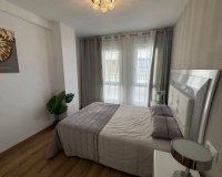 Resale - Apartment -
Torrevieja - Centro
