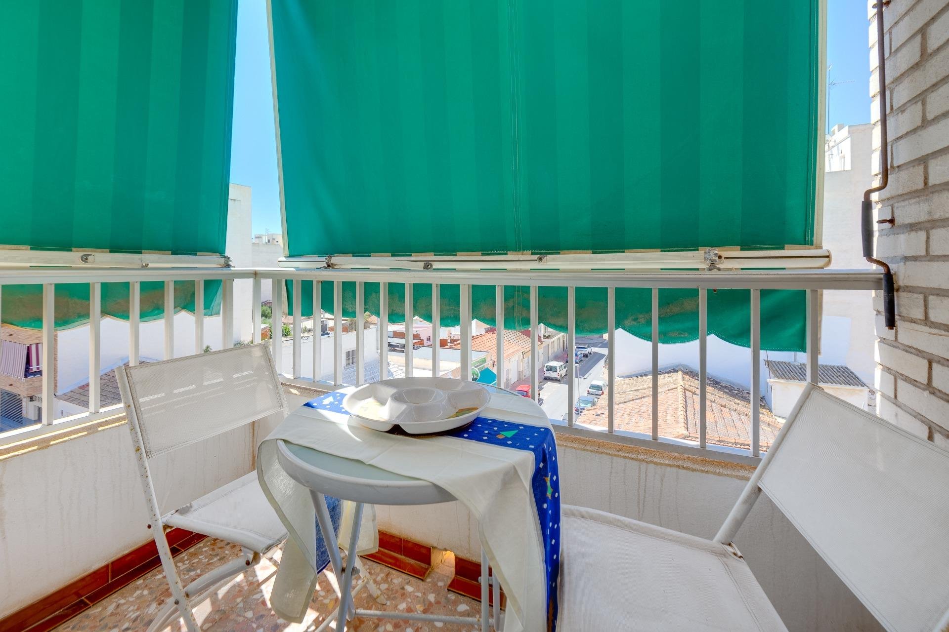 Resale - Apartment -
Torrevieja - Centro