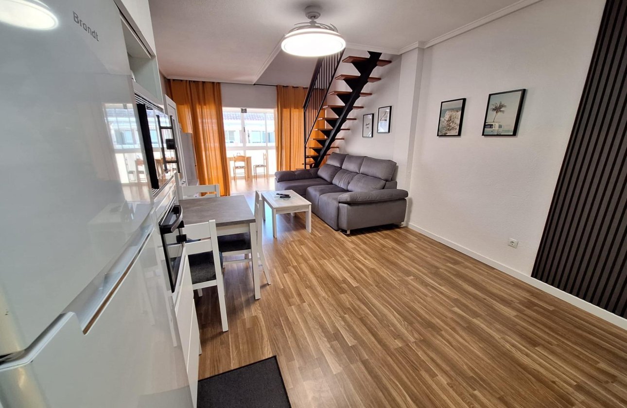 Resale - Apartment -
Torrevieja - Centro