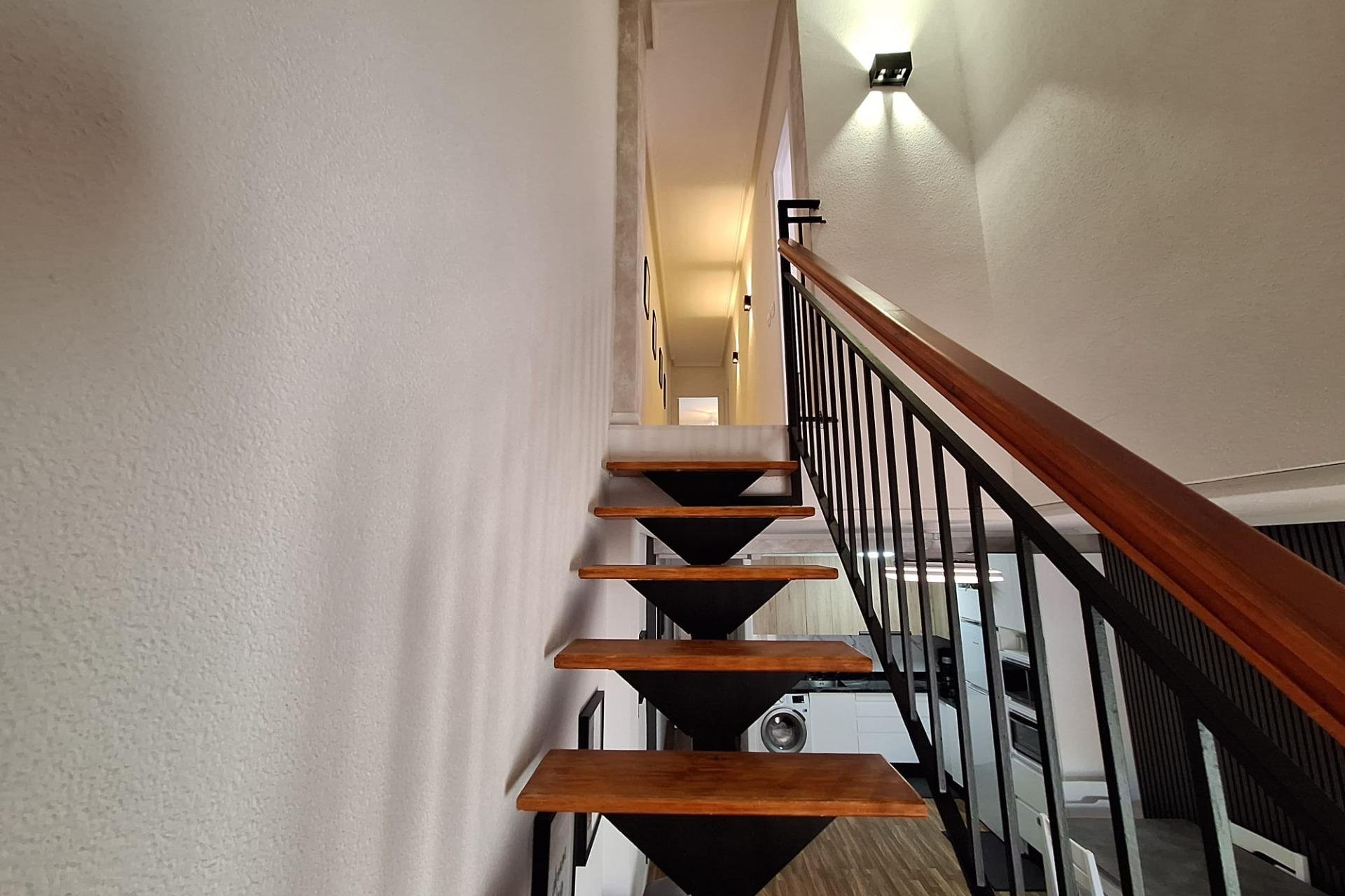 Resale - Apartment -
Torrevieja - Centro
