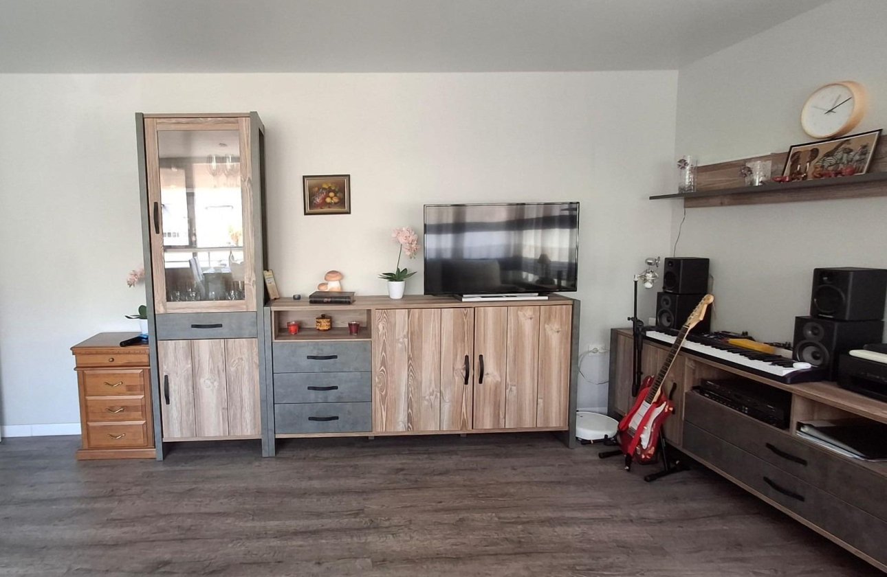Resale - Apartment -
Torrevieja - Centro