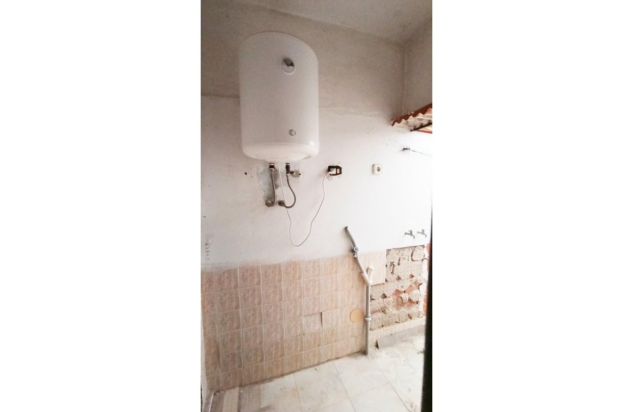 Resale - Apartment -
Torrevieja - Centro
