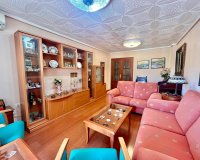 Resale - Apartment -
Torrevieja - Centro