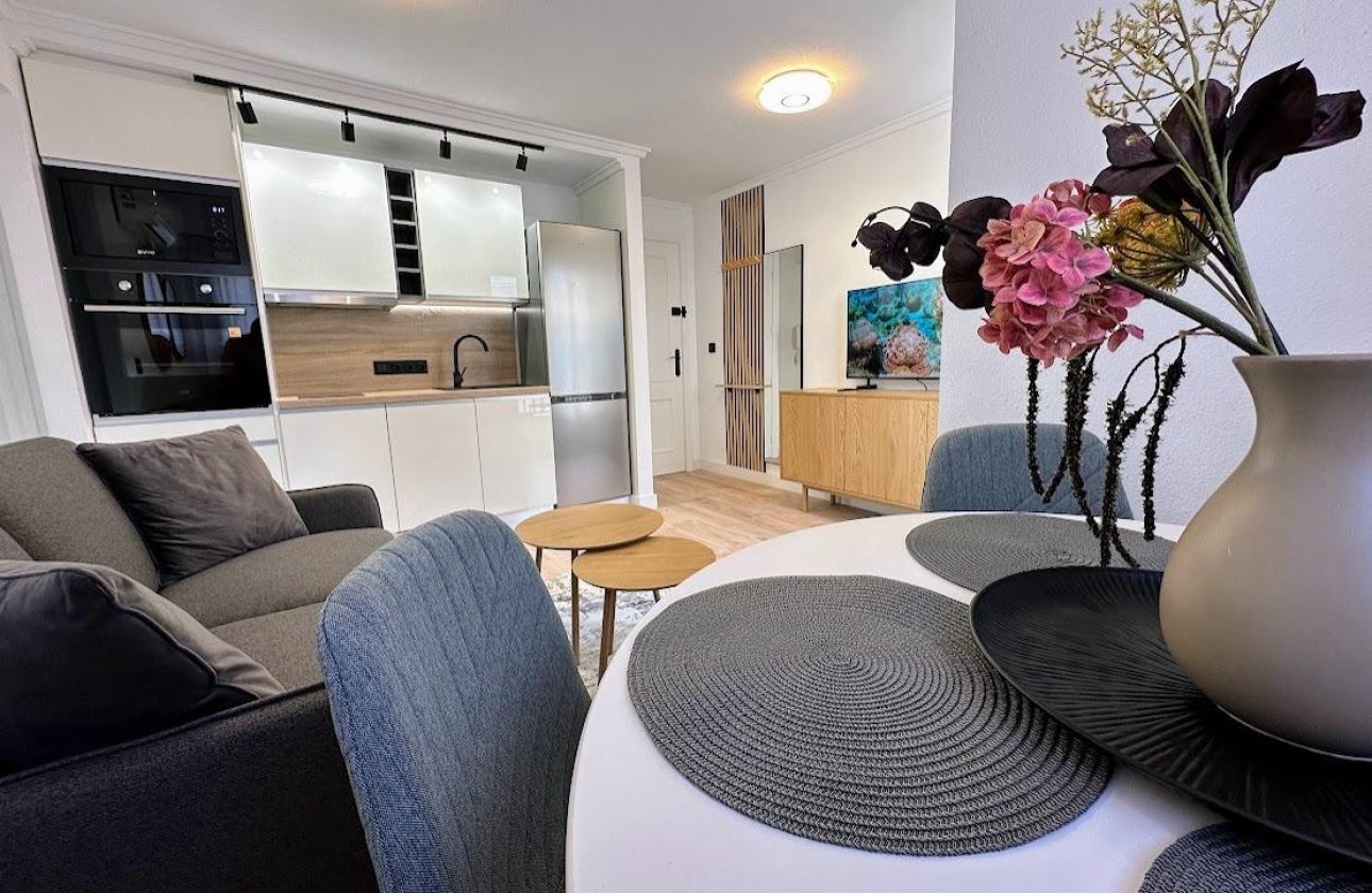 Resale - Apartment -
Torrevieja - Centro