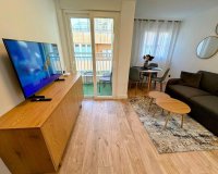Resale - Apartment -
Torrevieja - Centro