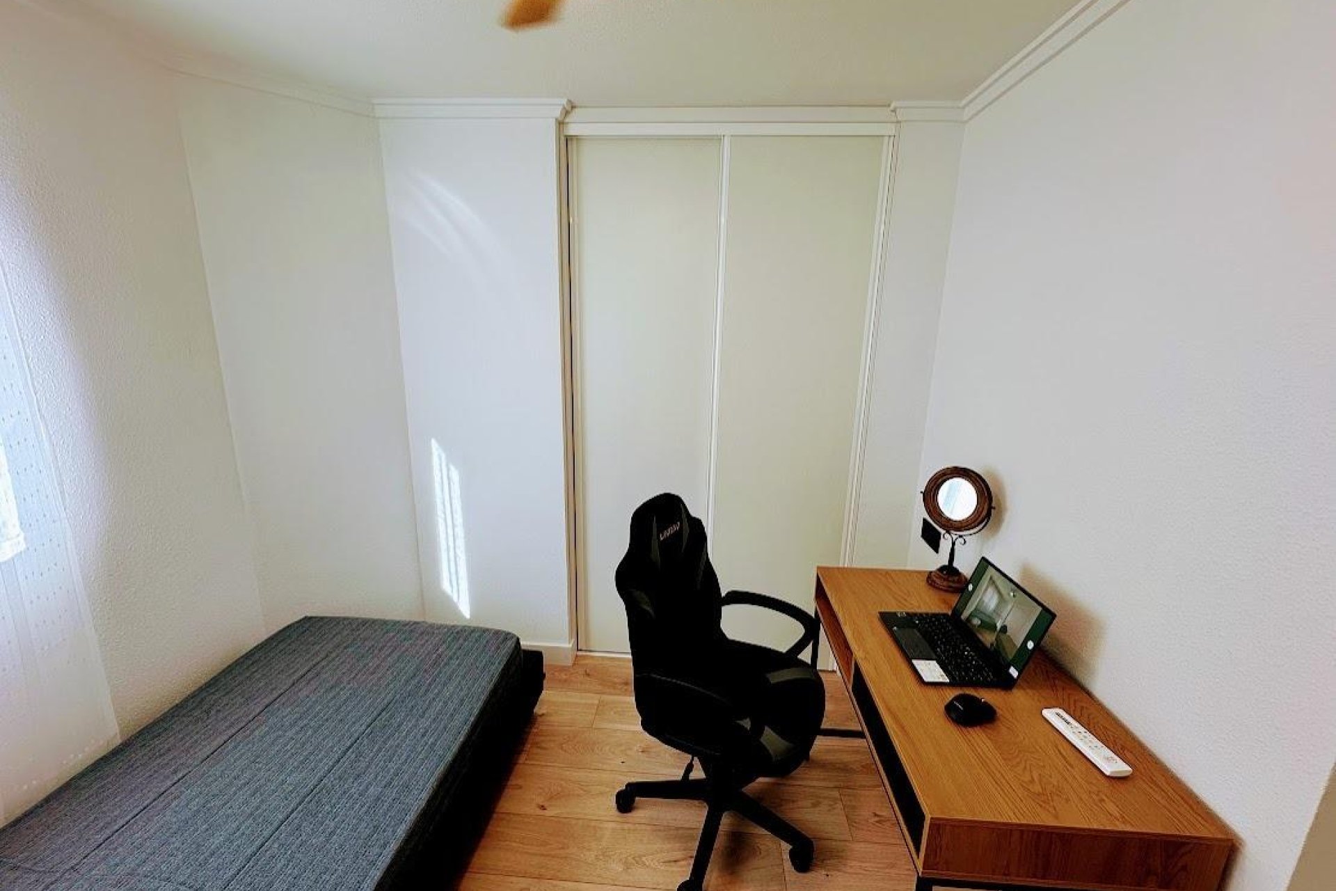 Resale - Apartment -
Torrevieja - Centro