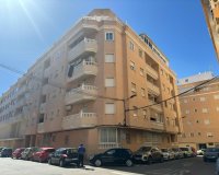 Resale - Apartment -
Torrevieja - Centro