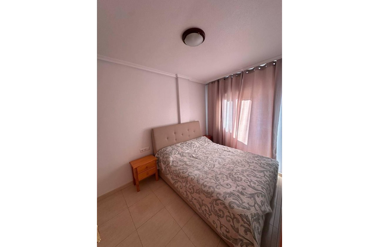 Resale - Apartment -
Torrevieja - Centro