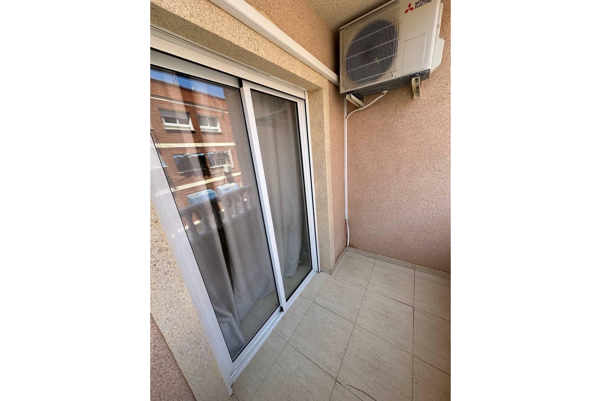 Resale - Apartment -
Torrevieja - Centro