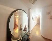Resale - Apartment -
Torrevieja - Centro