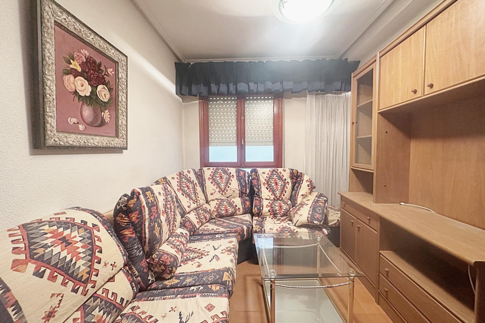 Resale - Apartment -
Torrevieja - Centro