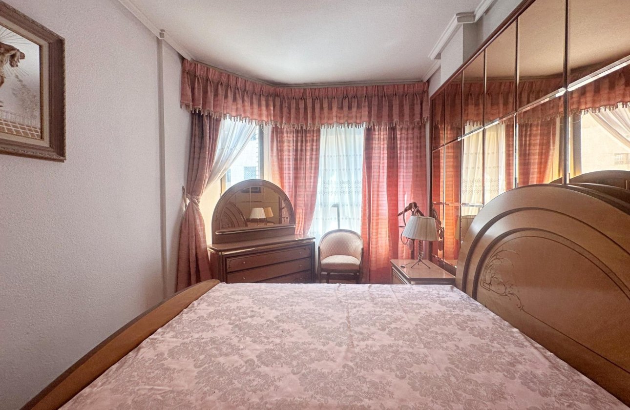 Resale - Apartment -
Torrevieja - Centro