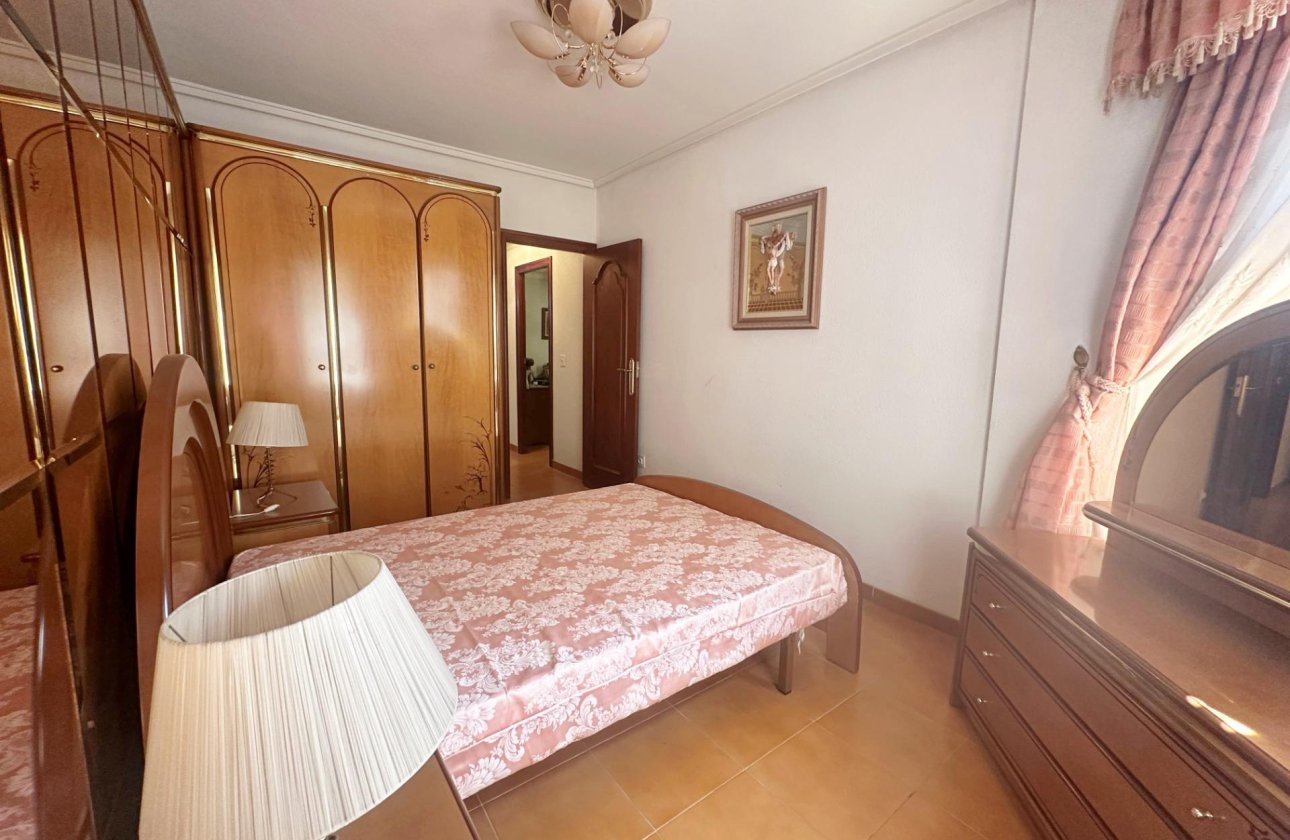 Resale - Apartment -
Torrevieja - Centro