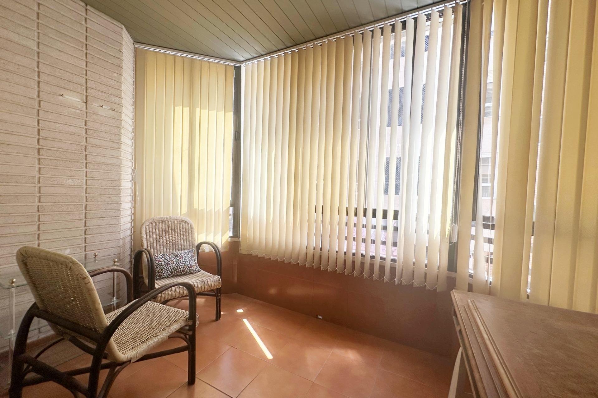 Resale - Apartment -
Torrevieja - Centro