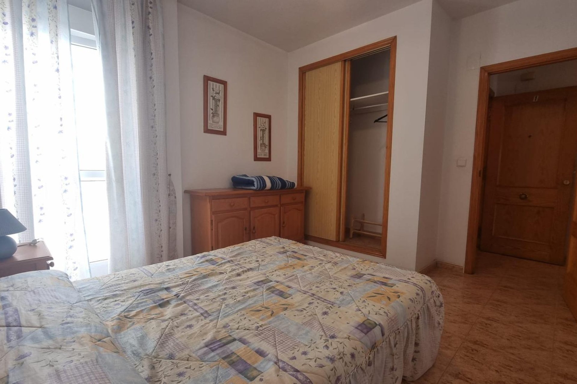 Resale - Apartment -
Torrevieja - Centro