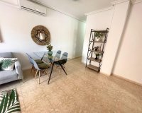 Resale - Apartment -
Torrevieja - Centro