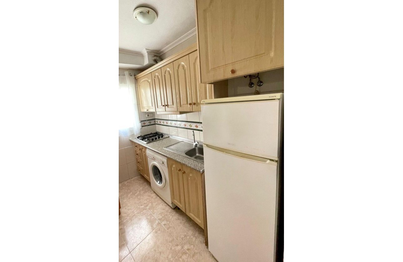 Resale - Apartment -
Torrevieja - Centro