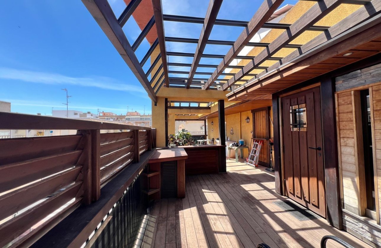 Resale - Apartment -
Torrevieja - Centro