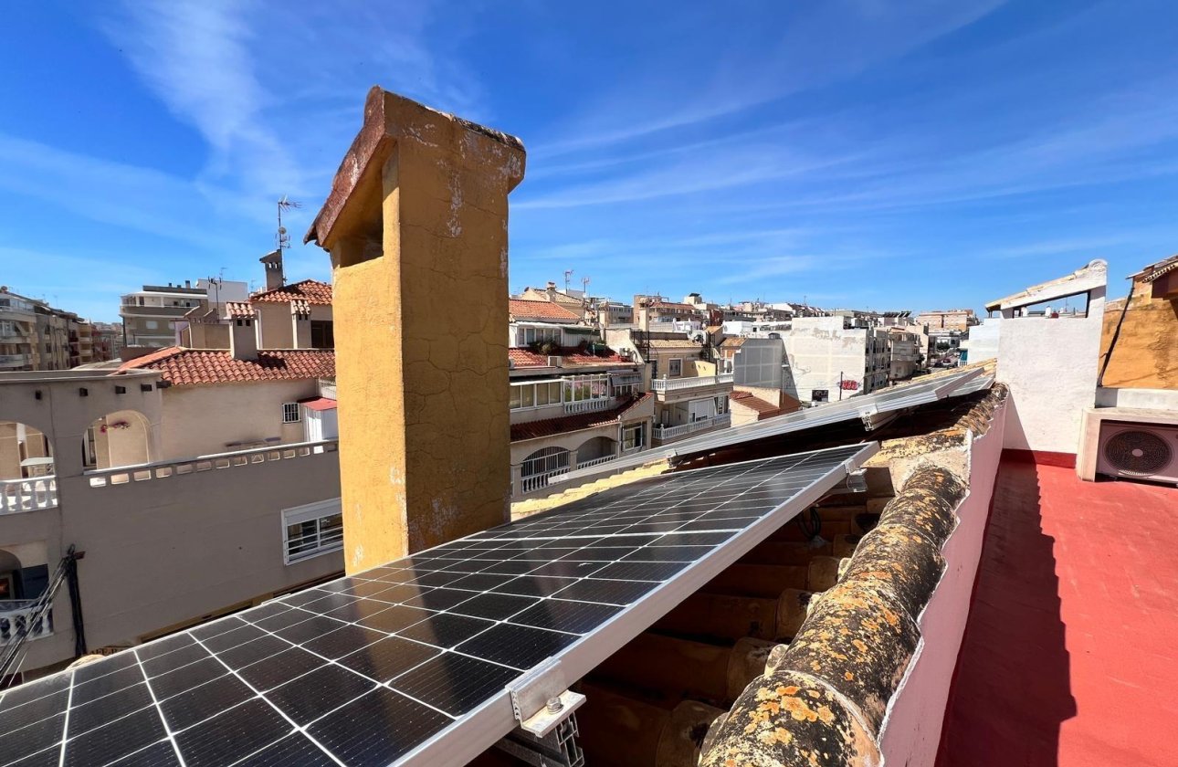 Resale - Apartment -
Torrevieja - Centro