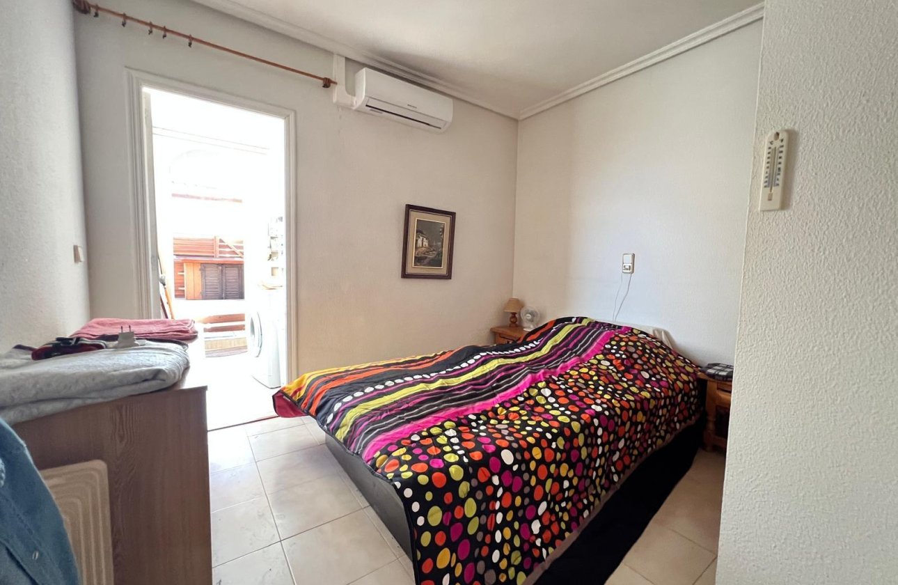 Resale - Apartment -
Torrevieja - Centro