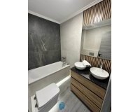Resale - Apartment -
Torrevieja - Centro