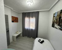 Resale - Apartment -
Torrevieja - Centro