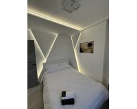 Resale - Apartment -
Torrevieja - Centro