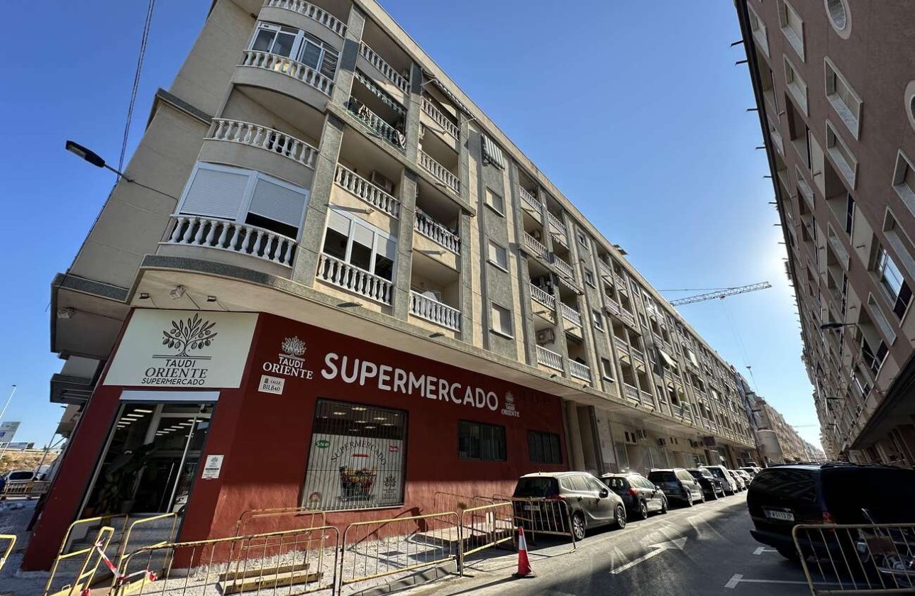 Resale - Apartment -
Torrevieja - Centro
