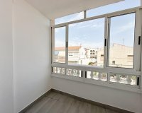 Resale - Apartment -
Torrevieja - Centro
