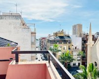 Resale - Apartment -
Torrevieja - Centro