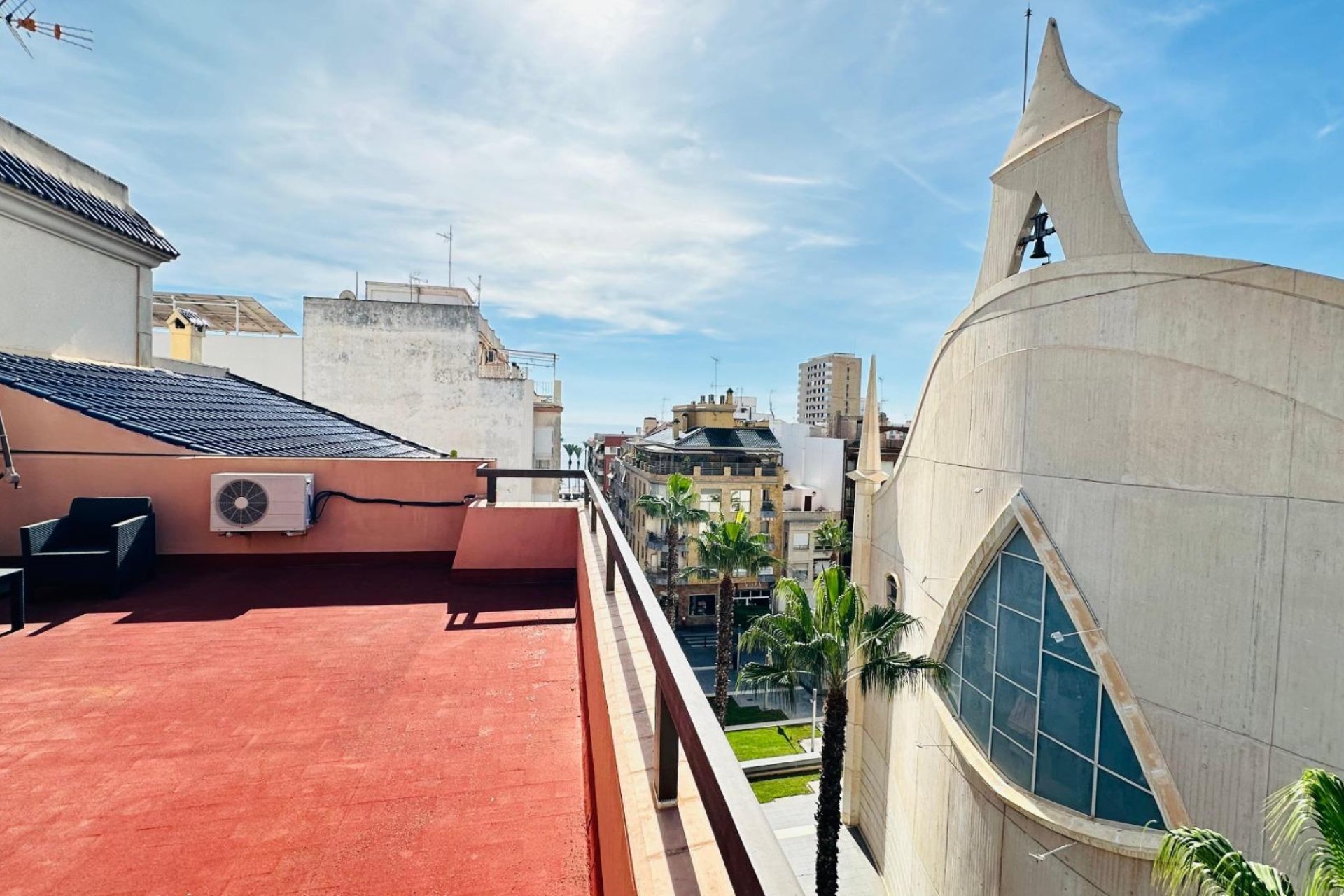 Resale - Apartment -
Torrevieja - Centro