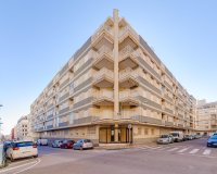 Resale - Apartment -
Torrevieja - Centro