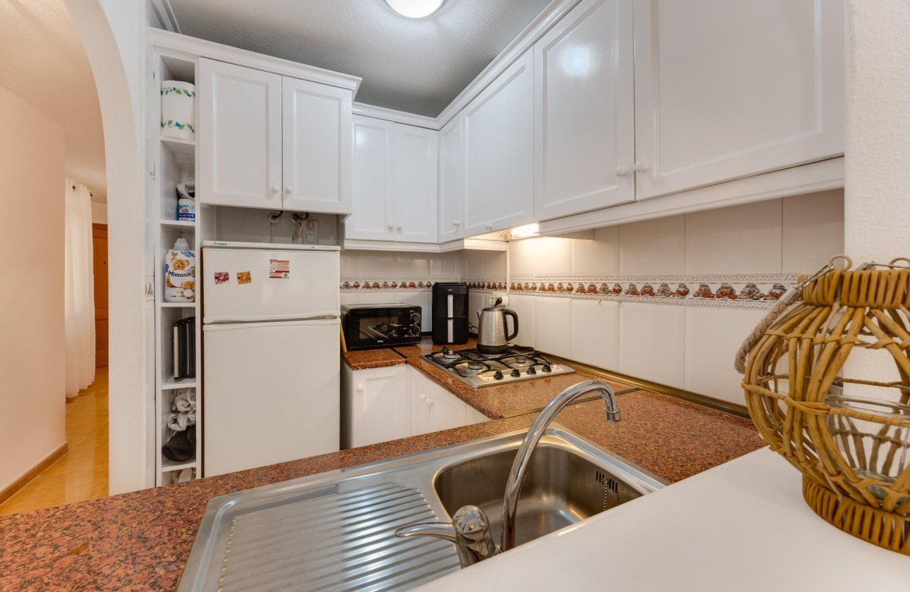 Resale - Apartment -
Torrevieja - Centro