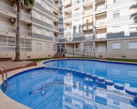 Resale - Apartment -
Torrevieja - Centro