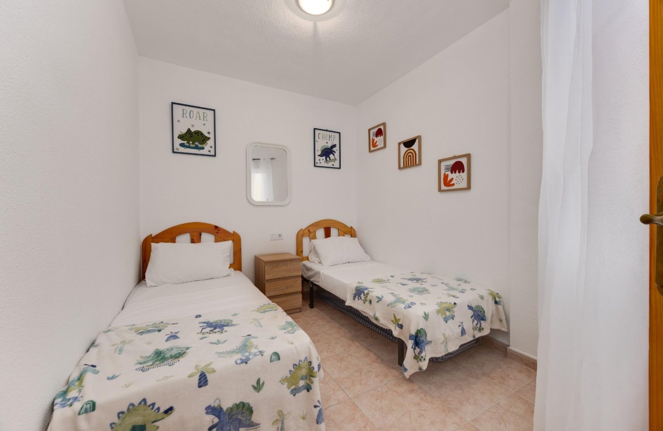 Resale - Apartment -
Torrevieja - Centro