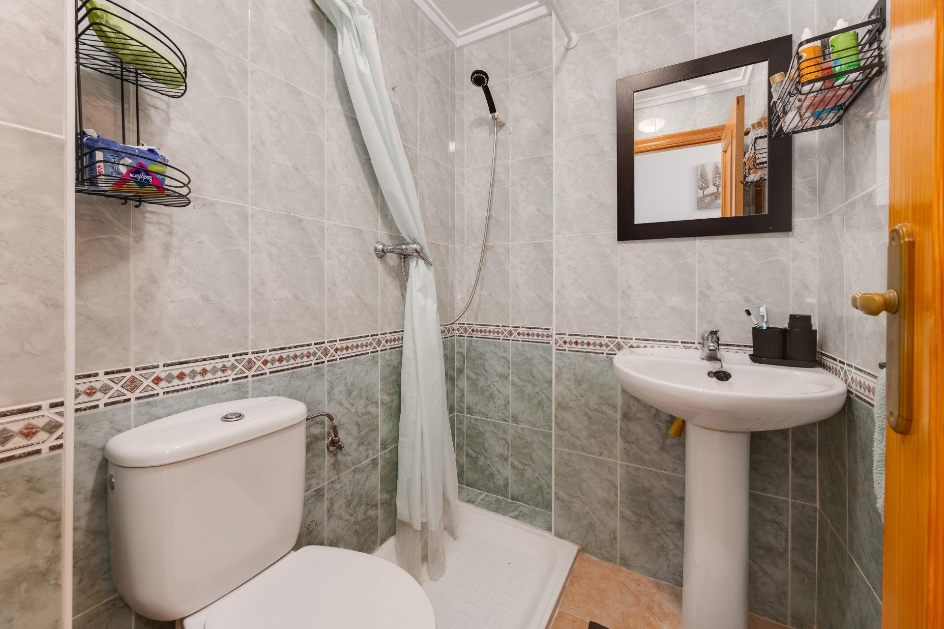 Resale - Apartment -
Torrevieja - Centro