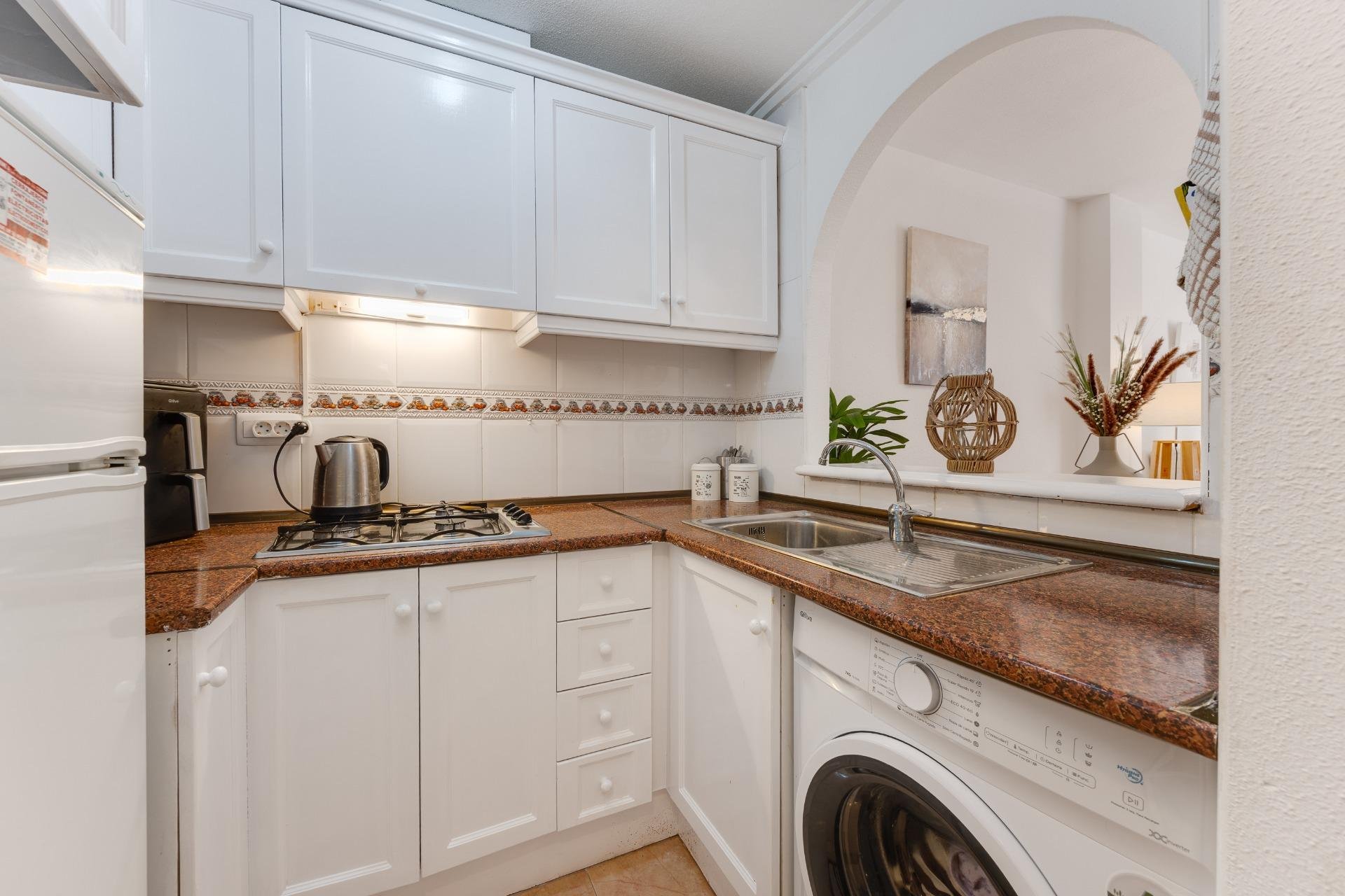 Resale - Apartment -
Torrevieja - Centro