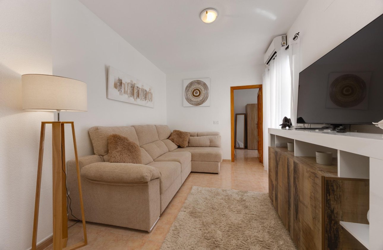 Resale - Apartment -
Torrevieja - Centro