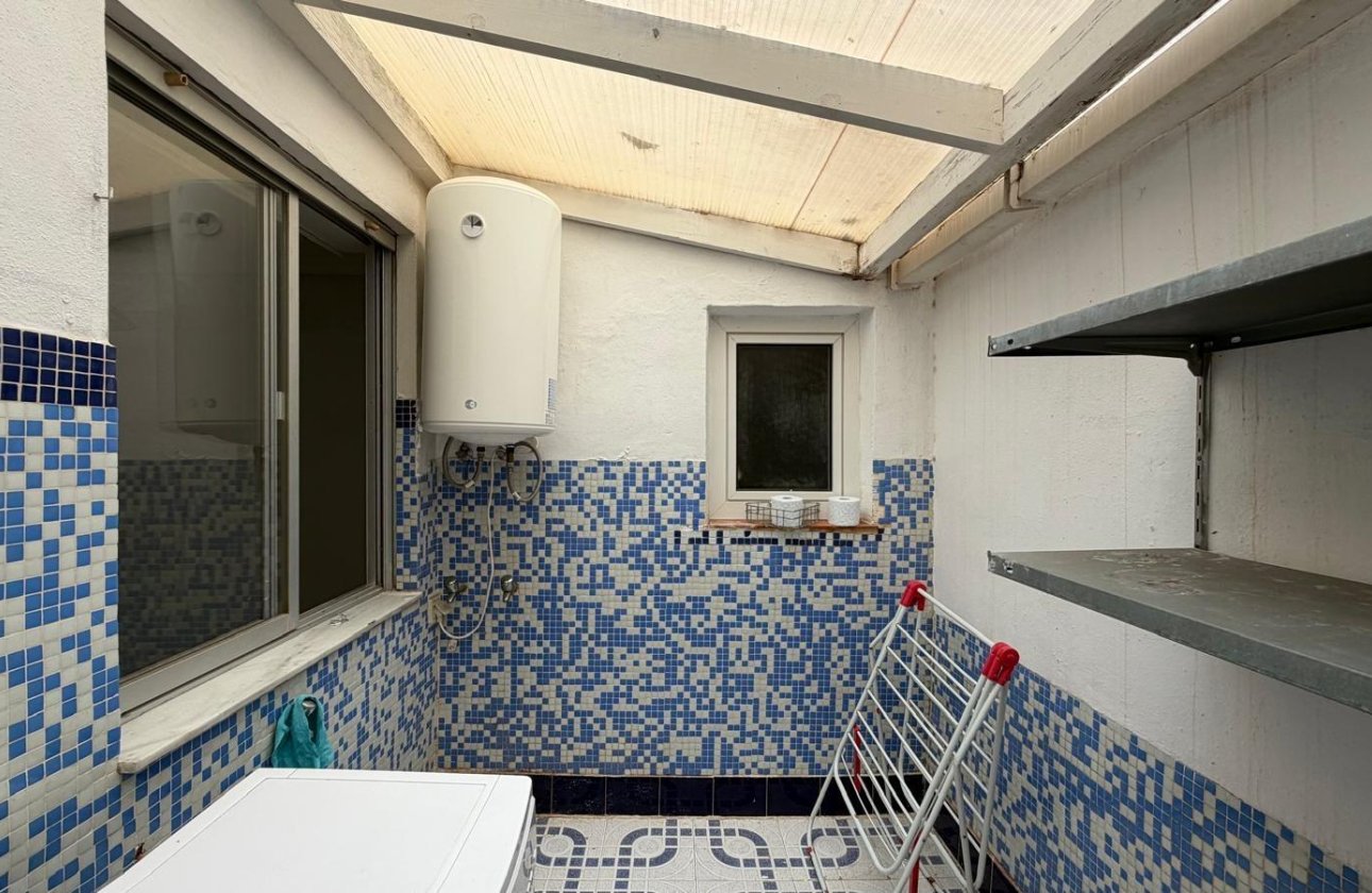 Resale - Apartment -
Torrevieja - Centro