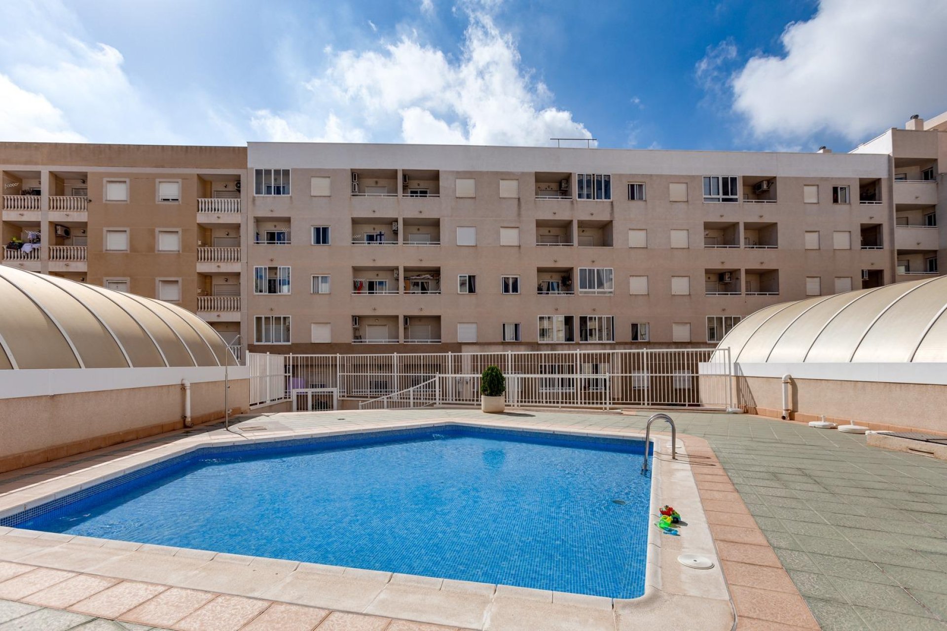 Resale - Apartment -
Torrevieja - Centro
