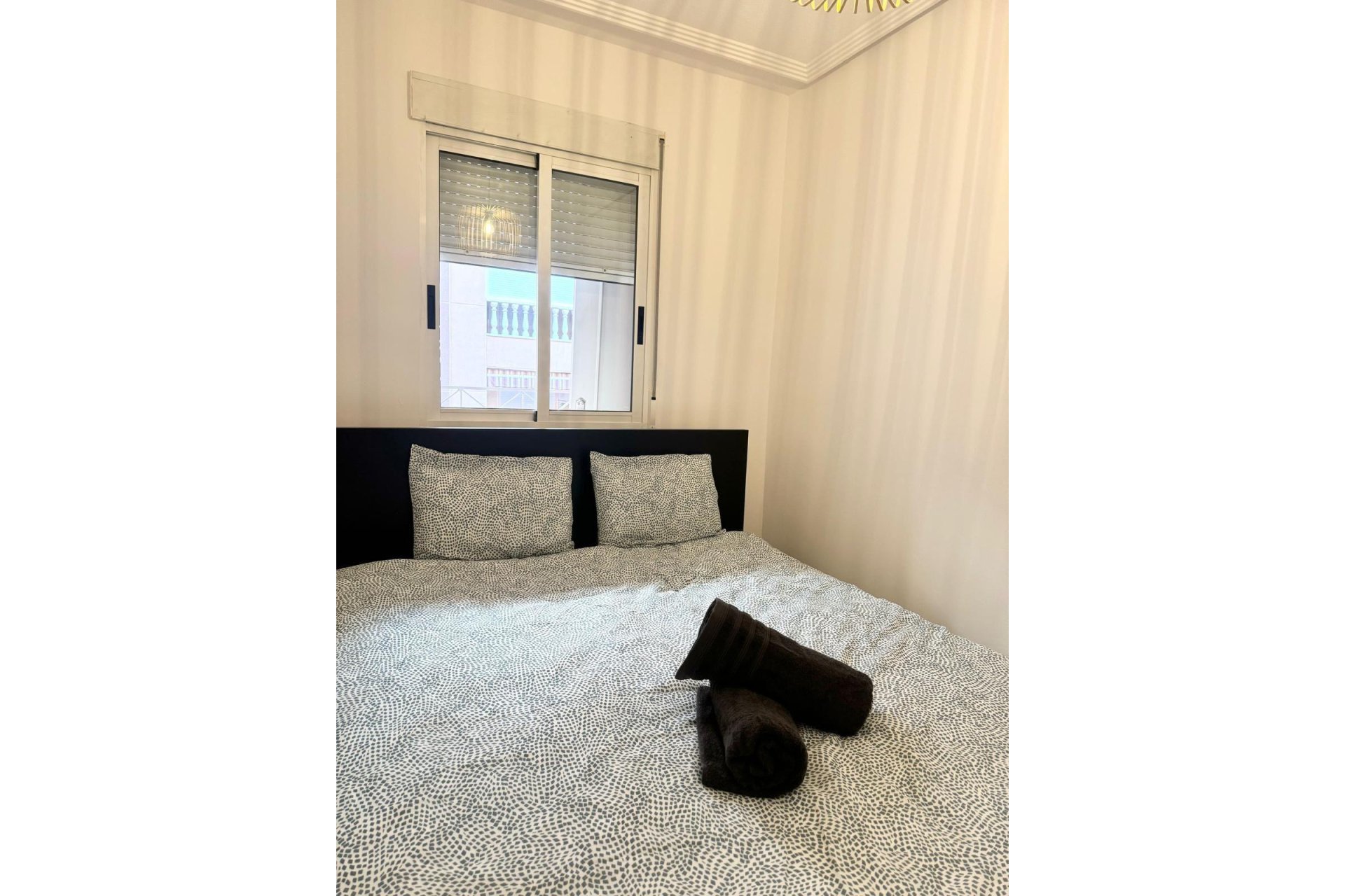 Resale - Apartment -
Torrevieja - Centro
