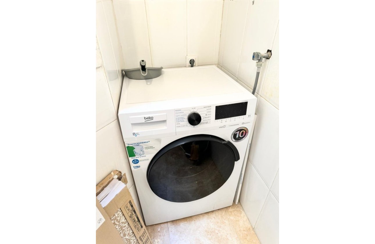 Resale - Apartment -
Torrevieja - Centro