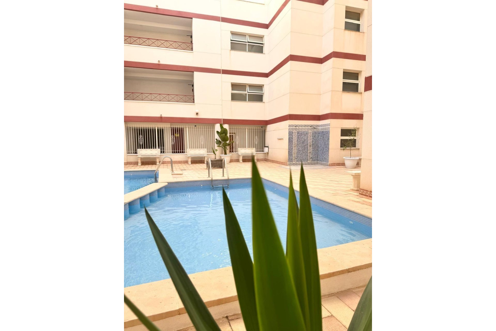 Resale - Apartment -
Torrevieja - Centro
