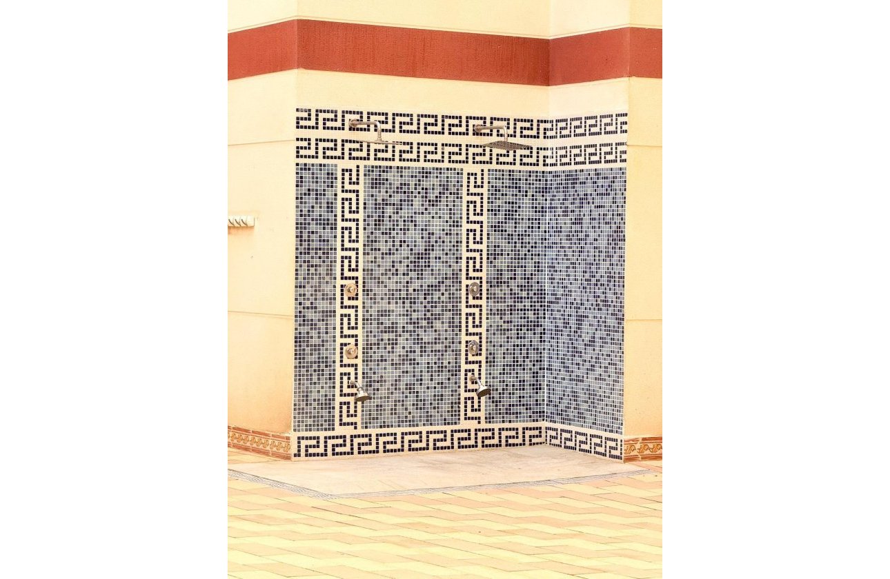 Resale - Apartment -
Torrevieja - Centro