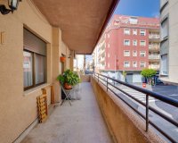 Resale - Apartment -
Torrevieja - Centro