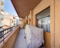 Resale - Apartment -
Torrevieja - Centro
