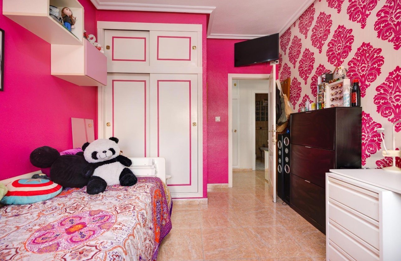 Resale - Apartment -
Torrevieja - Centro