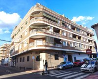 Resale - Apartment -
Torrevieja - Centro