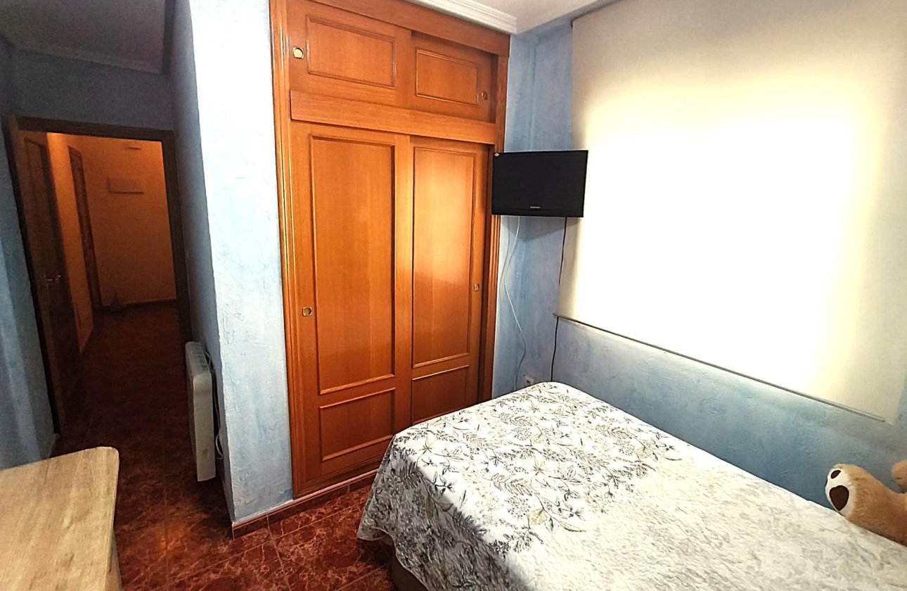 Resale - Apartment -
Torrevieja - Centro