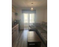Resale - Apartment -
Torrevieja - Centro